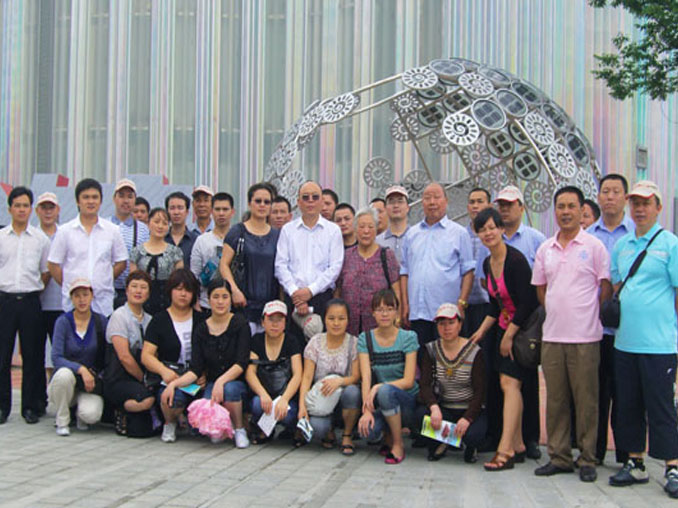 感恩之旅—集团优秀员工上海世博行