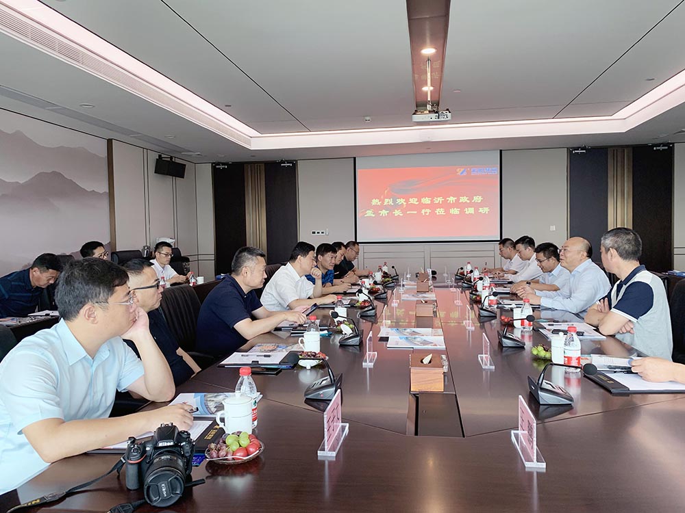 临沂市委副书记、市长孟庆斌一行莅临宏旺集团总部调研