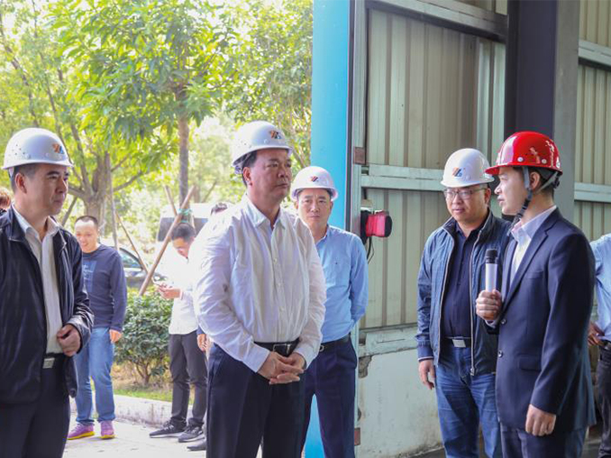 厦门市人大常委会主任陈家东等领导一行莅临福建宏旺调研
